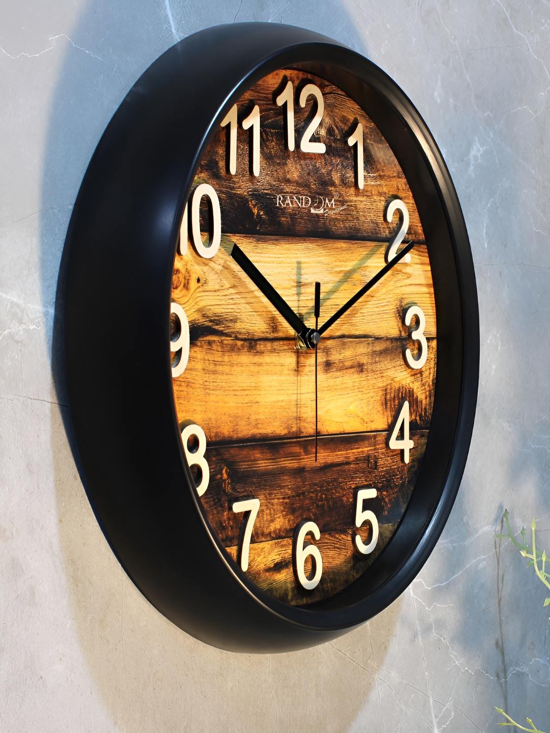 

RANDOM Black & Brown Printed Analogue Round Contemporary Wall Clock