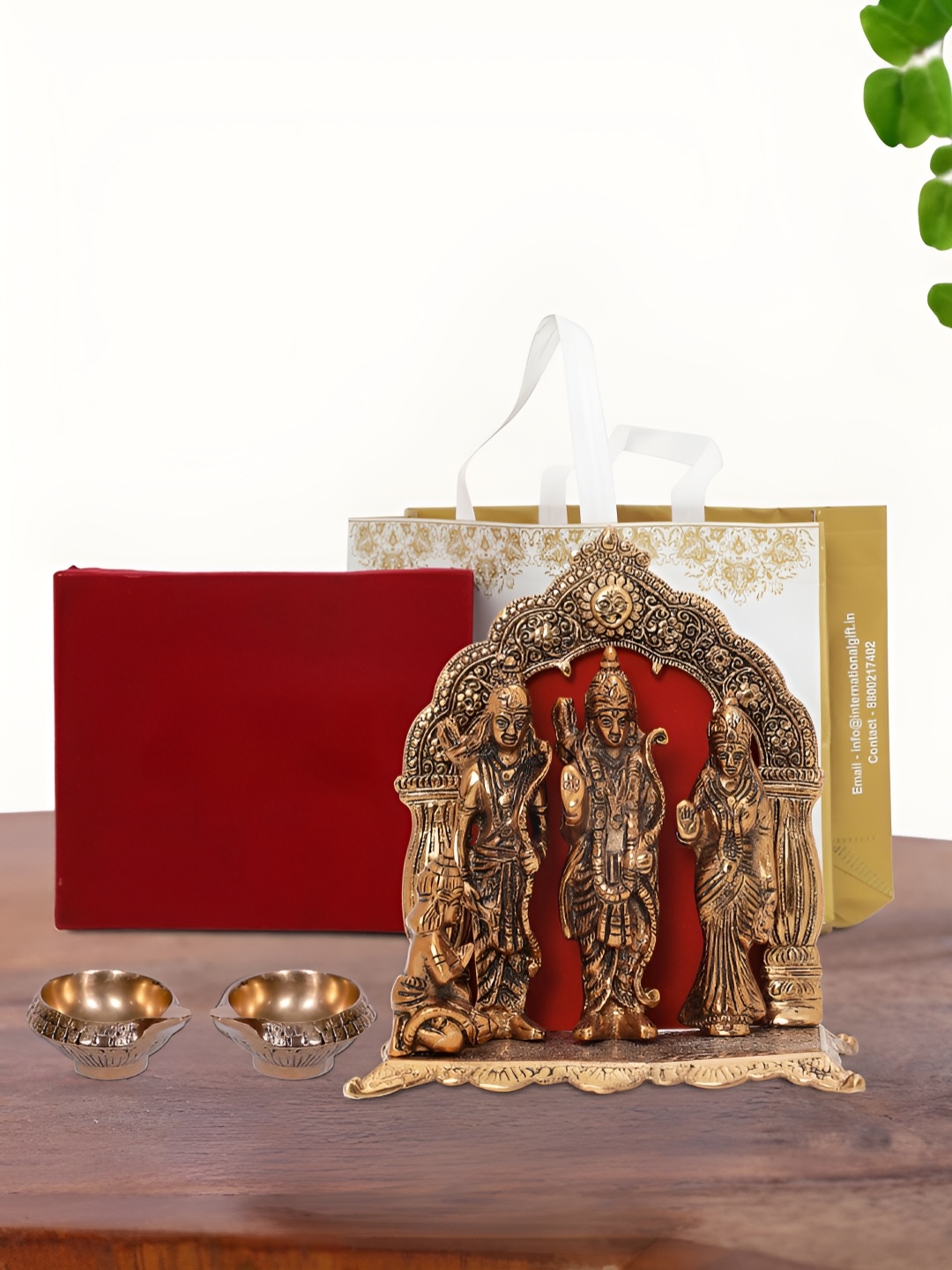 

INTERNATIONAL GIFT Brown Ram Darbar Idol with 2 Diya Box and Bag, Copper