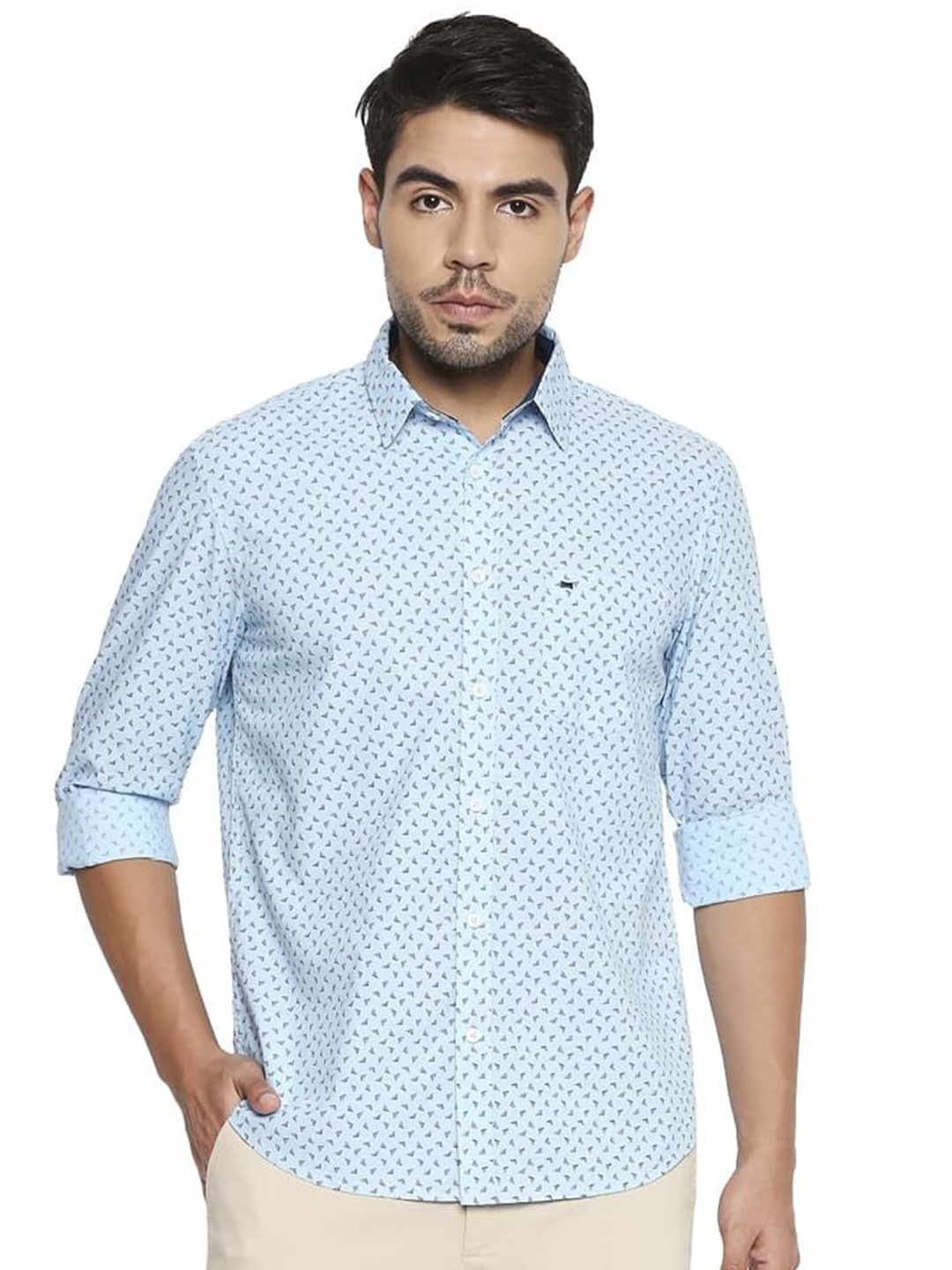 

Basics Men Relaxed Fit Spread Collar Geometric Printed Cotton Casual Shirt, Blue