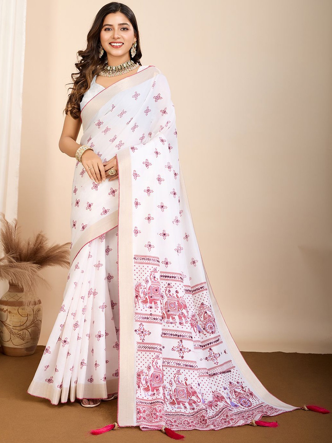 

HEER FASHION Mirror Work Block Print Saree, White