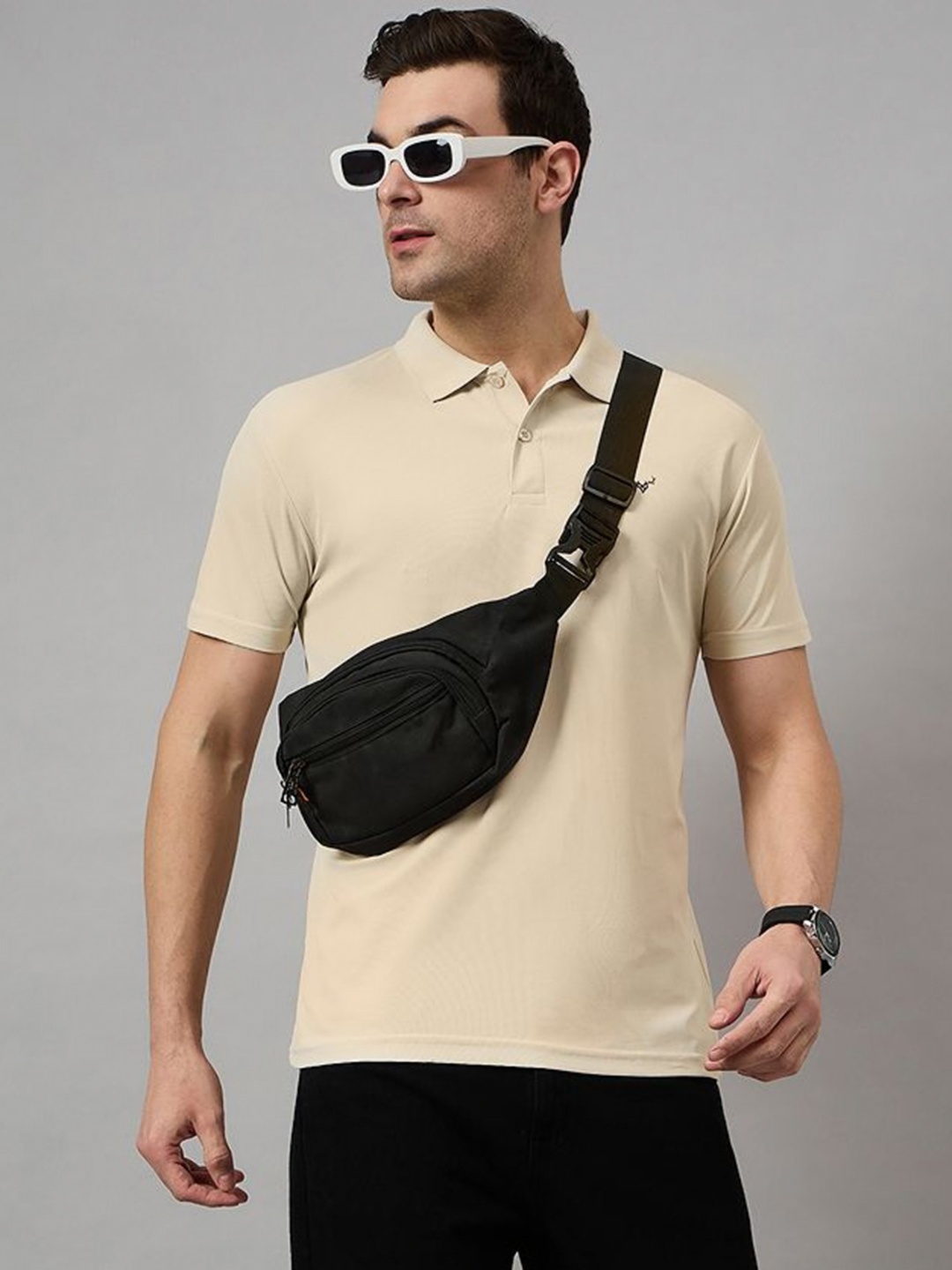 

BRONATION Men Solid Polo Collar Cotton T-shirt, Beige