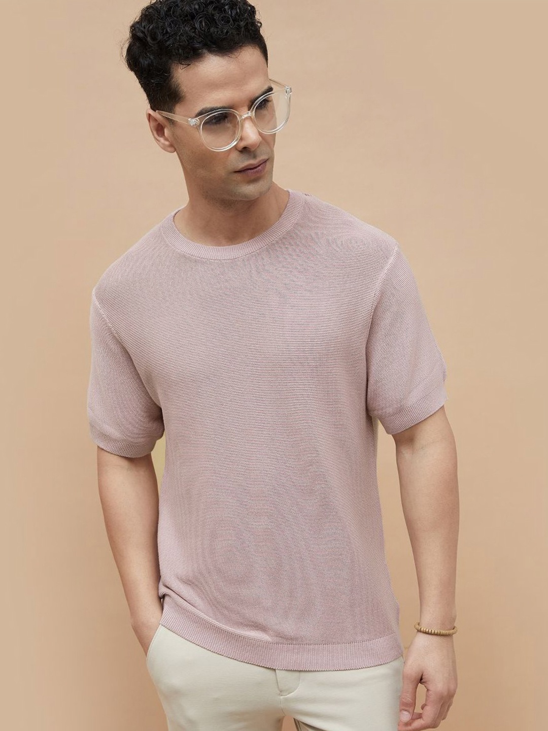 

CODE by Lifestyle Men Solid Round Neck T-shirt, Pink