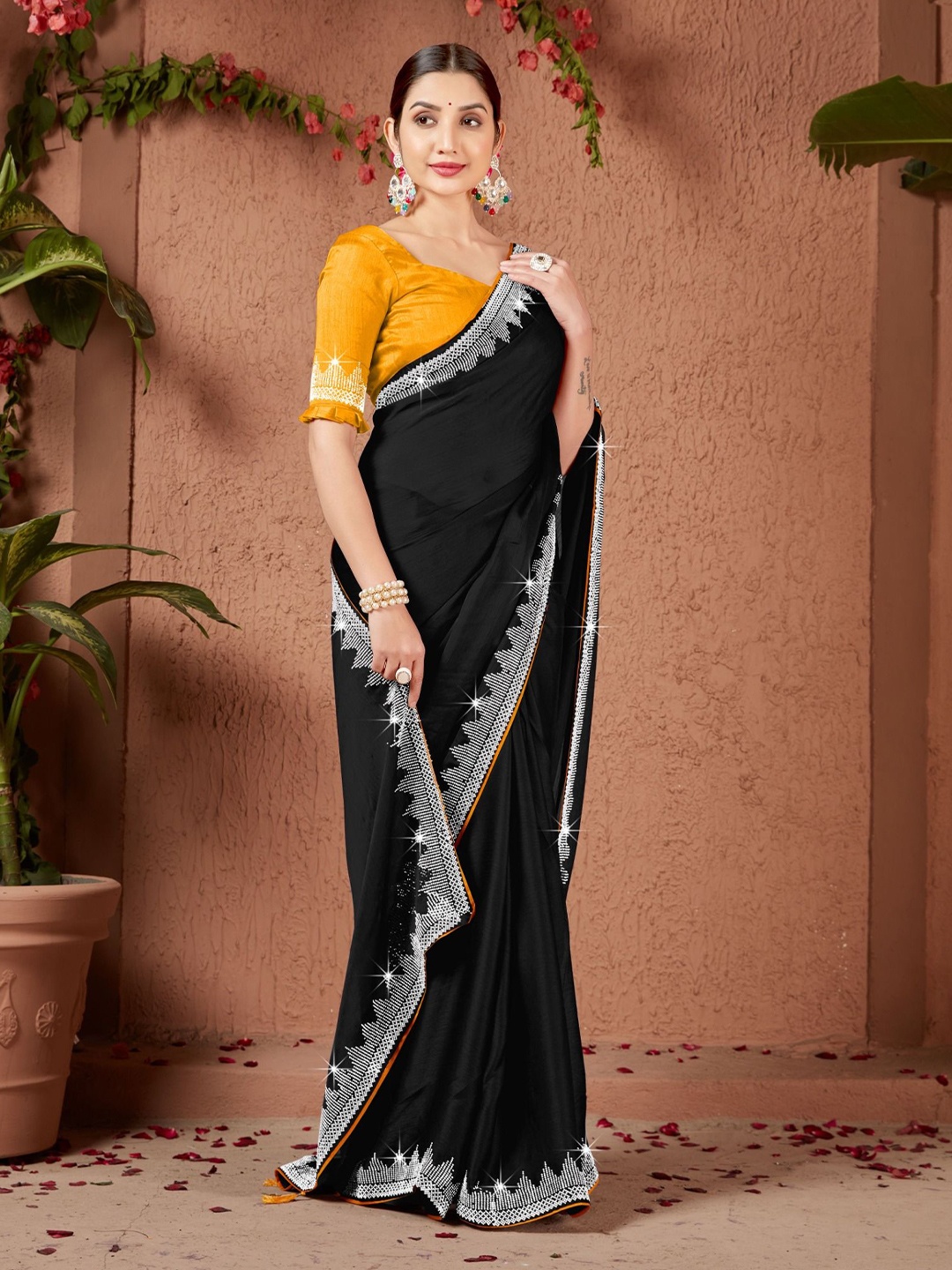 

PAYAL CREATION Embellished Zari Pure Georgette Designer Maheshwari Saree, Black