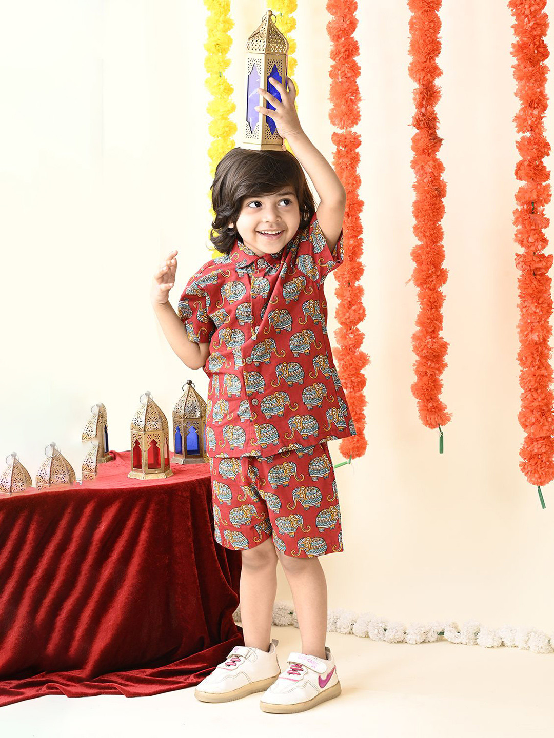 

MoMaa Boys Printed Short Sleeves Pure Cotton Shirt With Shorts, Red