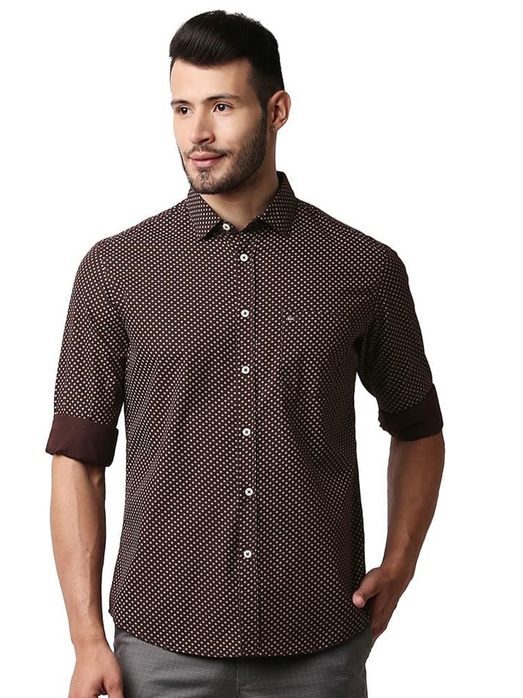 

Basics Men Relaxed Slim Fit Spread Collar Geometric Printed Cotton Casual Shirt, Brown