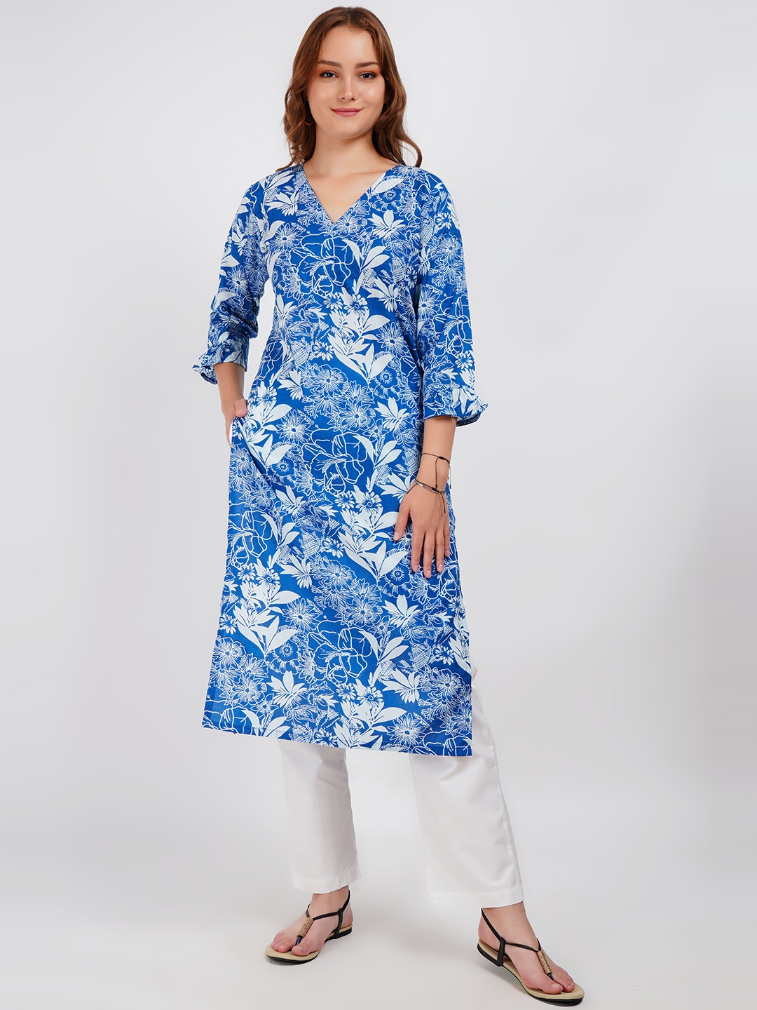 

Lavantika Floral Printed V Neck Pure Cotton Straight Kurta, Blue