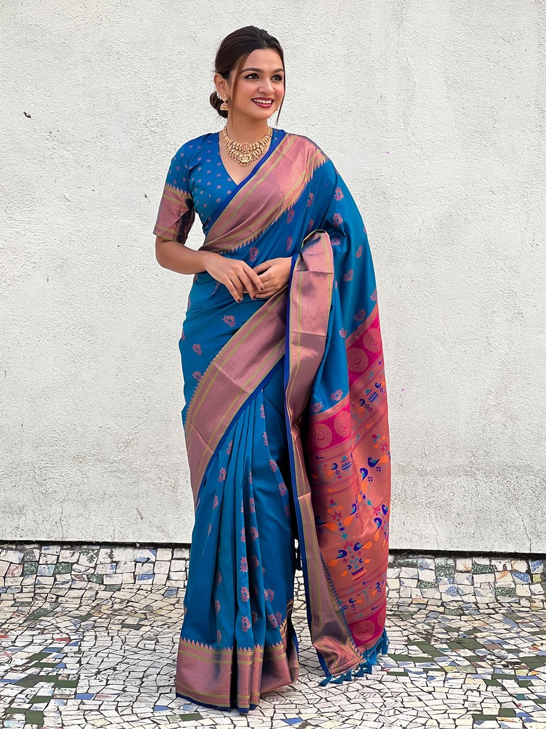 

DIVASTRI Woven Design Zari Silk Blend Designer Paithani Saree, Teal