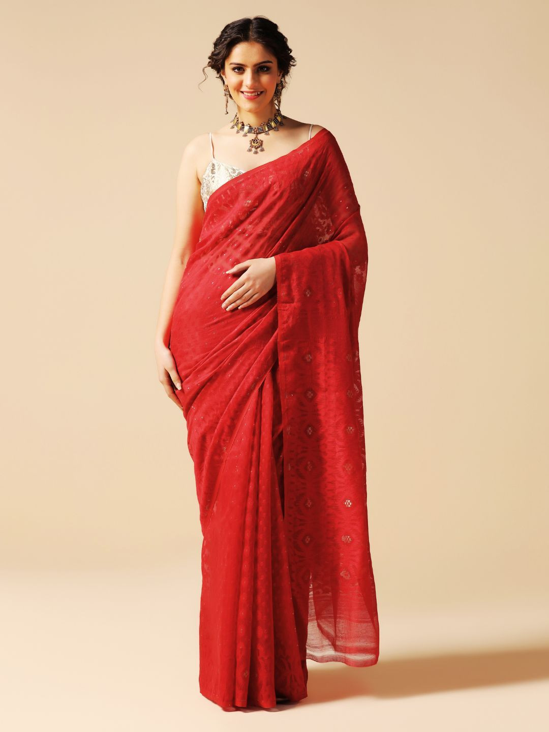 

ADITRI Pure Silk Handloom Jamdani Saree, Red