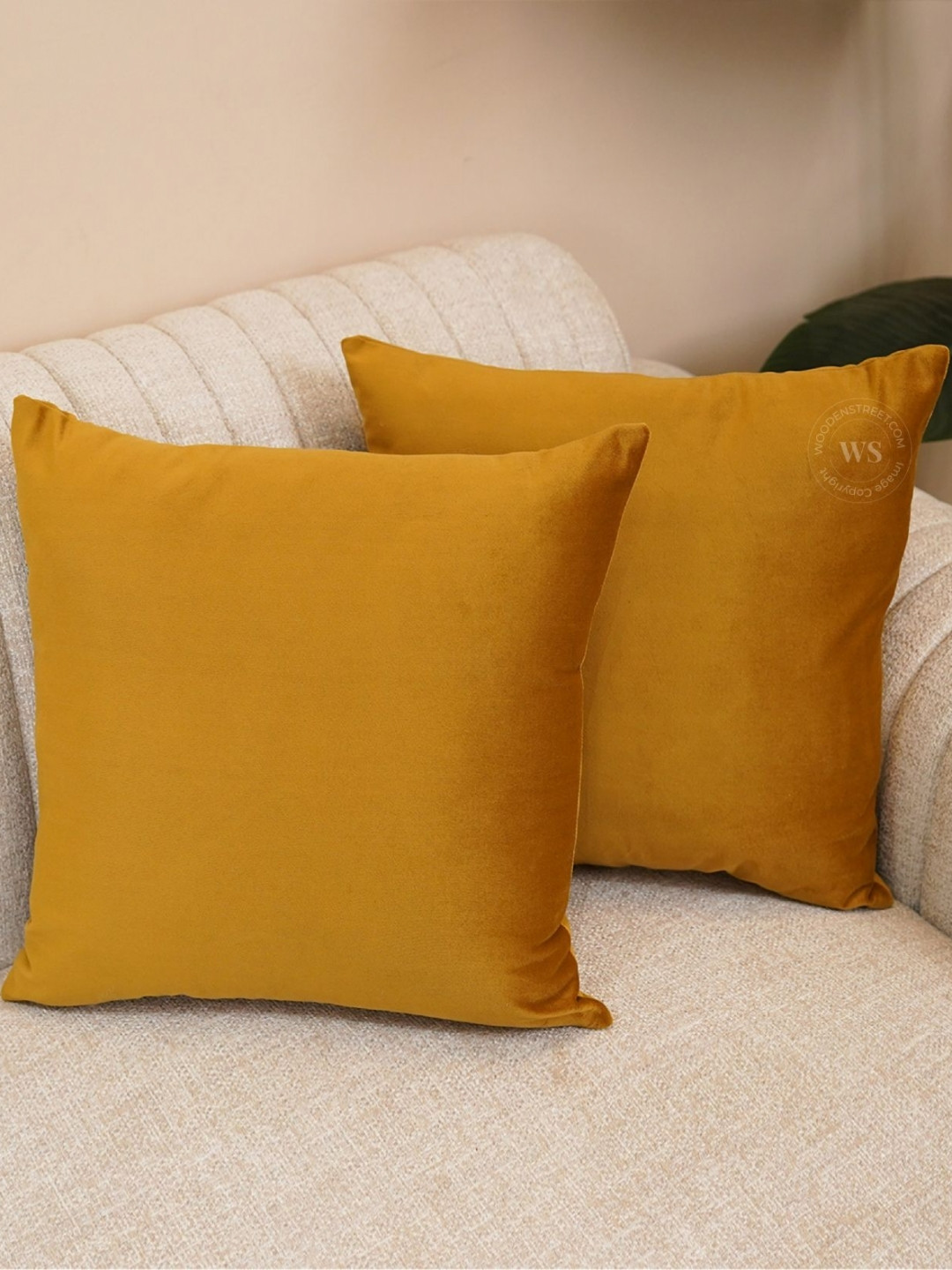

WOODEN STREET Brown 2 Pieces Velvet Square Cushion Covers
