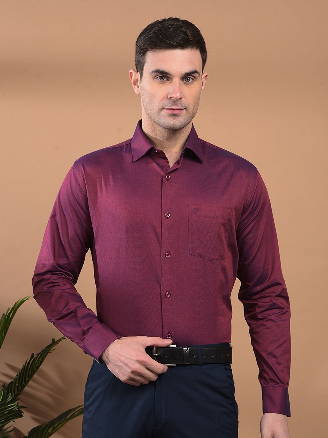 

COBB Men Spread Collar Solid Cotton Formal Shirt, Maroon