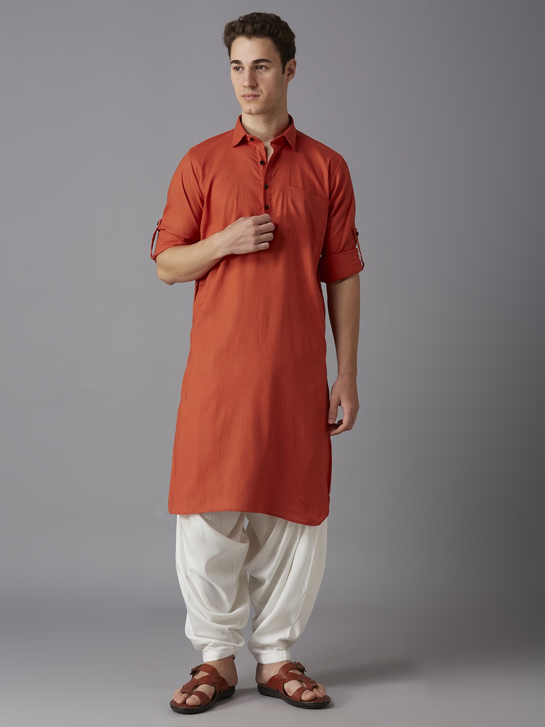 

RAJUBHAI HARGOVINDAS Shirt Collar Roll-Up Sleeves Pathani Kurta, Orange