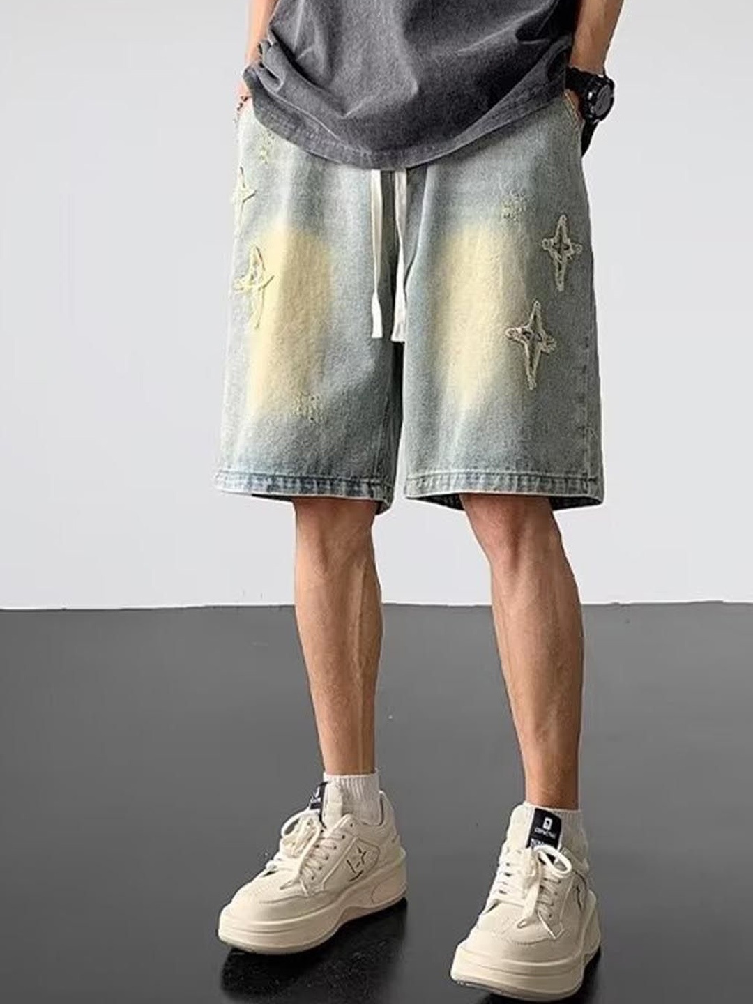 

StyleCast Men Regular Fit Washed Denim Shorts, Blue