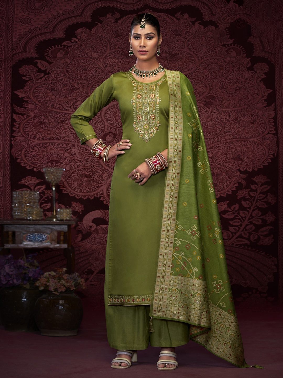 

Anouk Green Floral Embroidered Zari Work Unstitched Dress Material