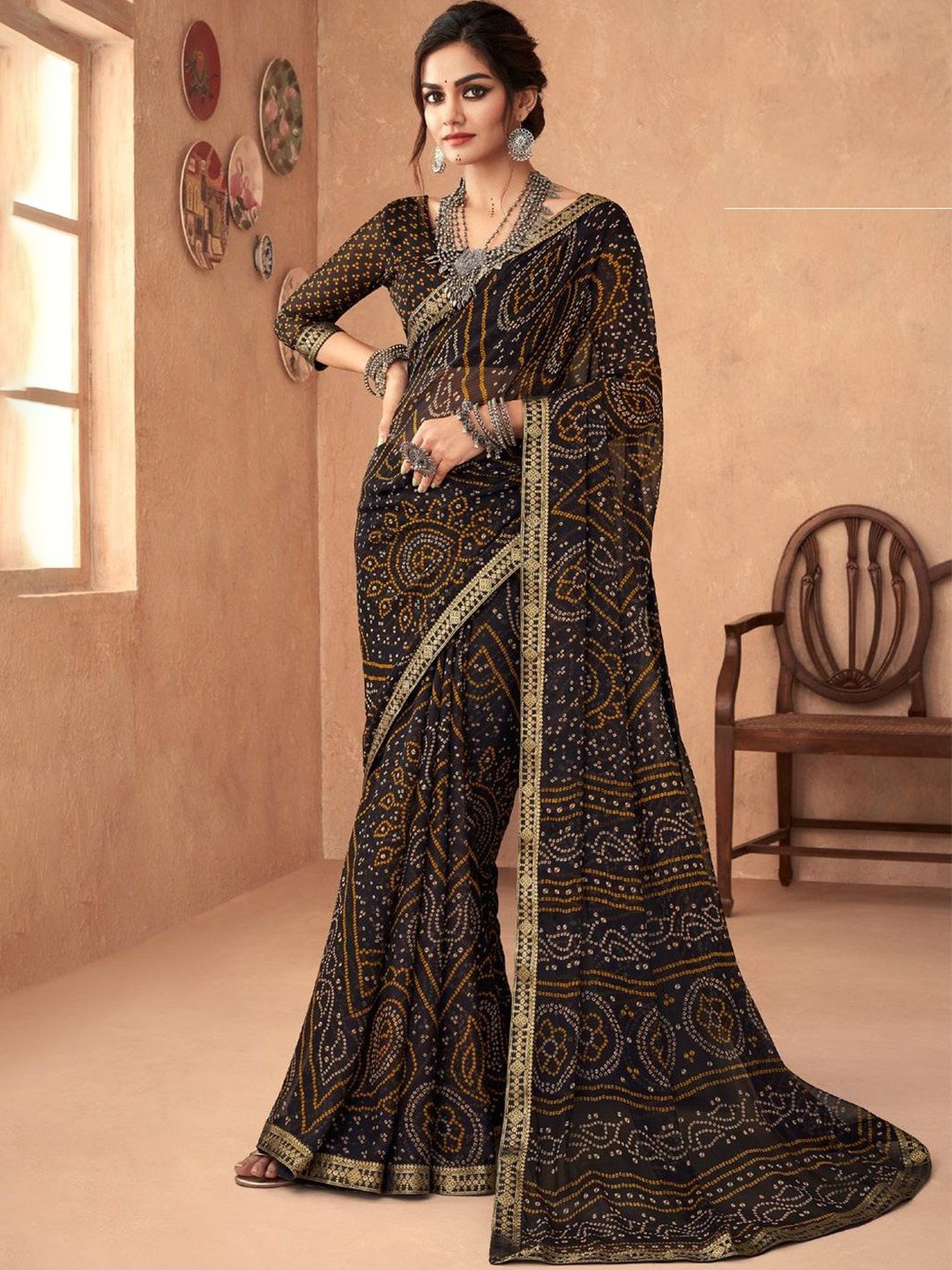 

DURGA EMPORIO Bandhani Sequinned Pure Chiffon Bandhani Saree, Black
