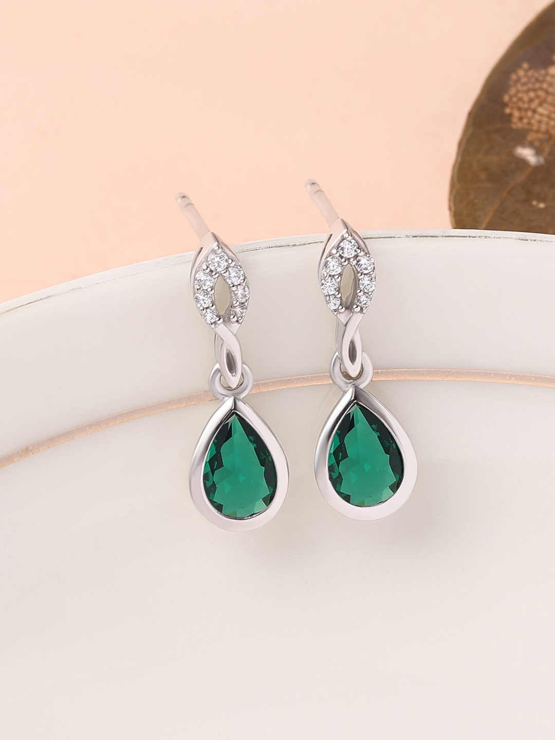 

Ornate Jewels 925 Silver Rhodium-Plated Emerald Studded Teardrop Shaped Drop Earring, Green