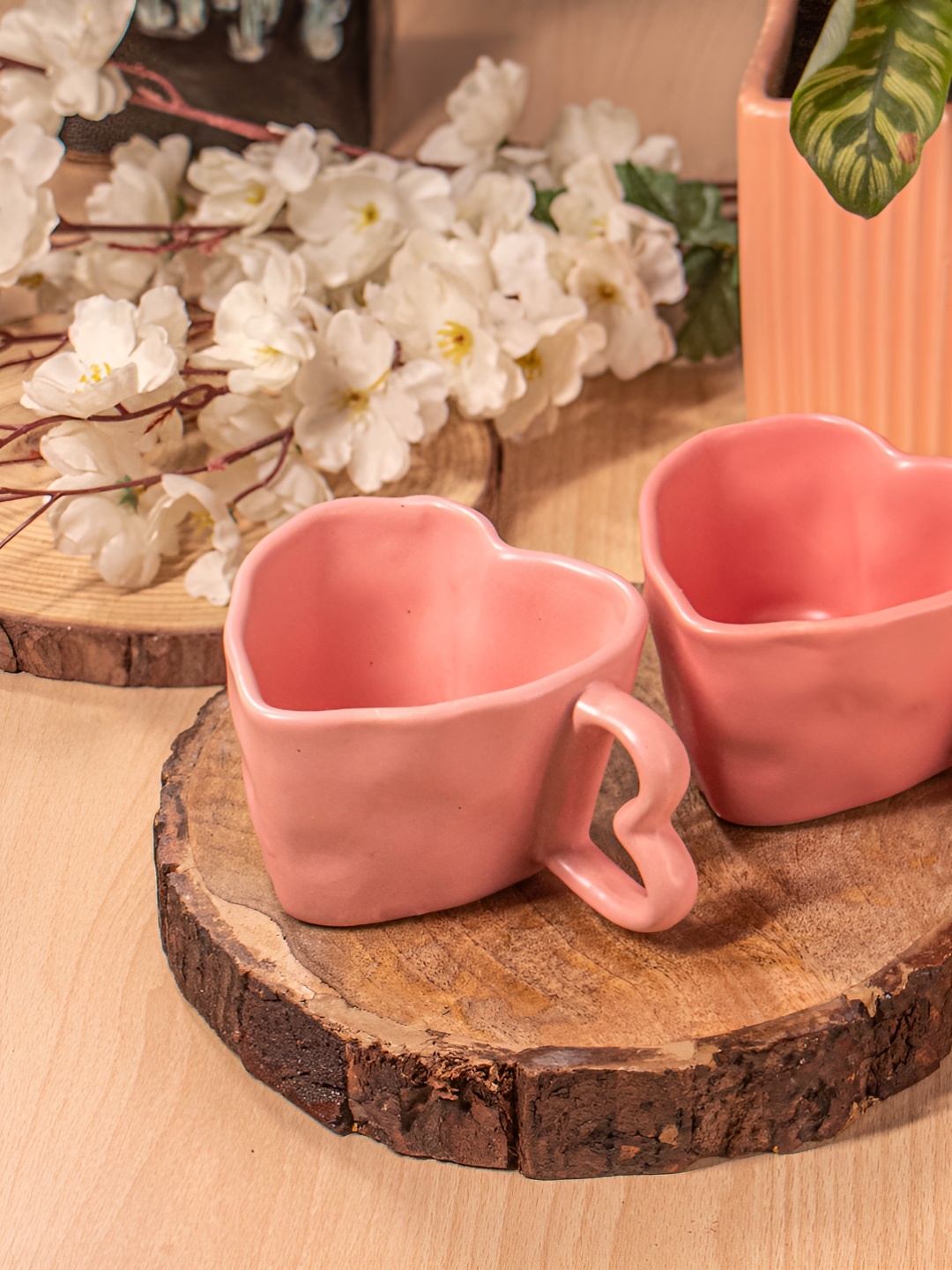 

Rare Planet Valentine Pink 2 Pieces Ceramic Glossy Cups
