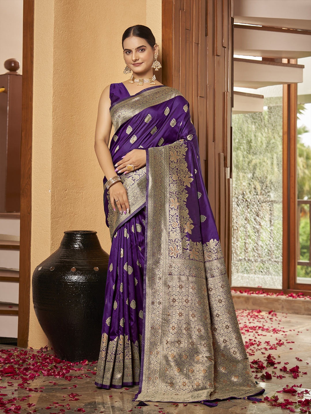 

SAREETHNIC Woven Design Zari Pure Silk Banarasi Saree, Purple