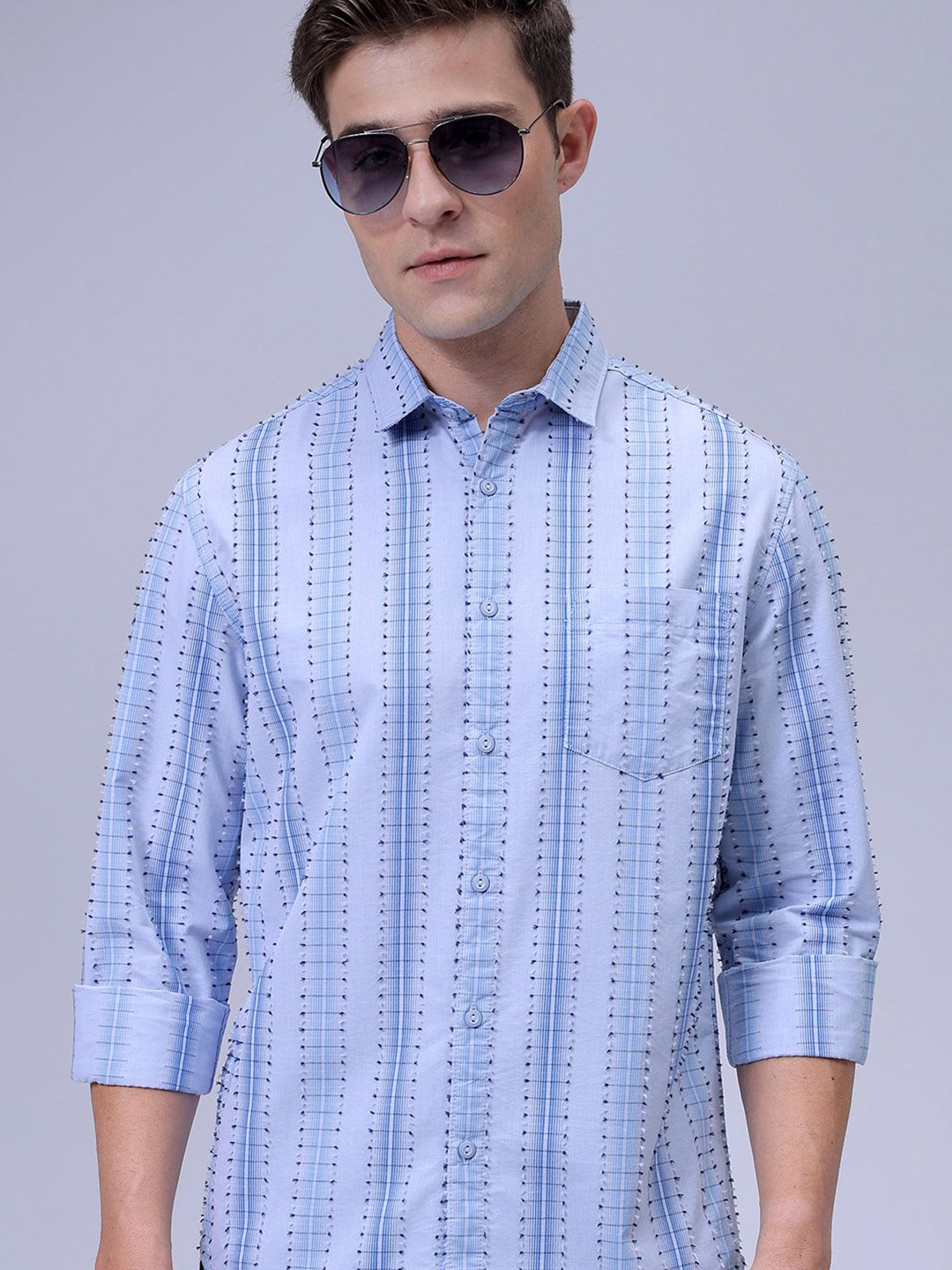 

The Indian Garage Co Men Slim Fit Cutaway Collar Textured Cotton Casual Shirt, Blue