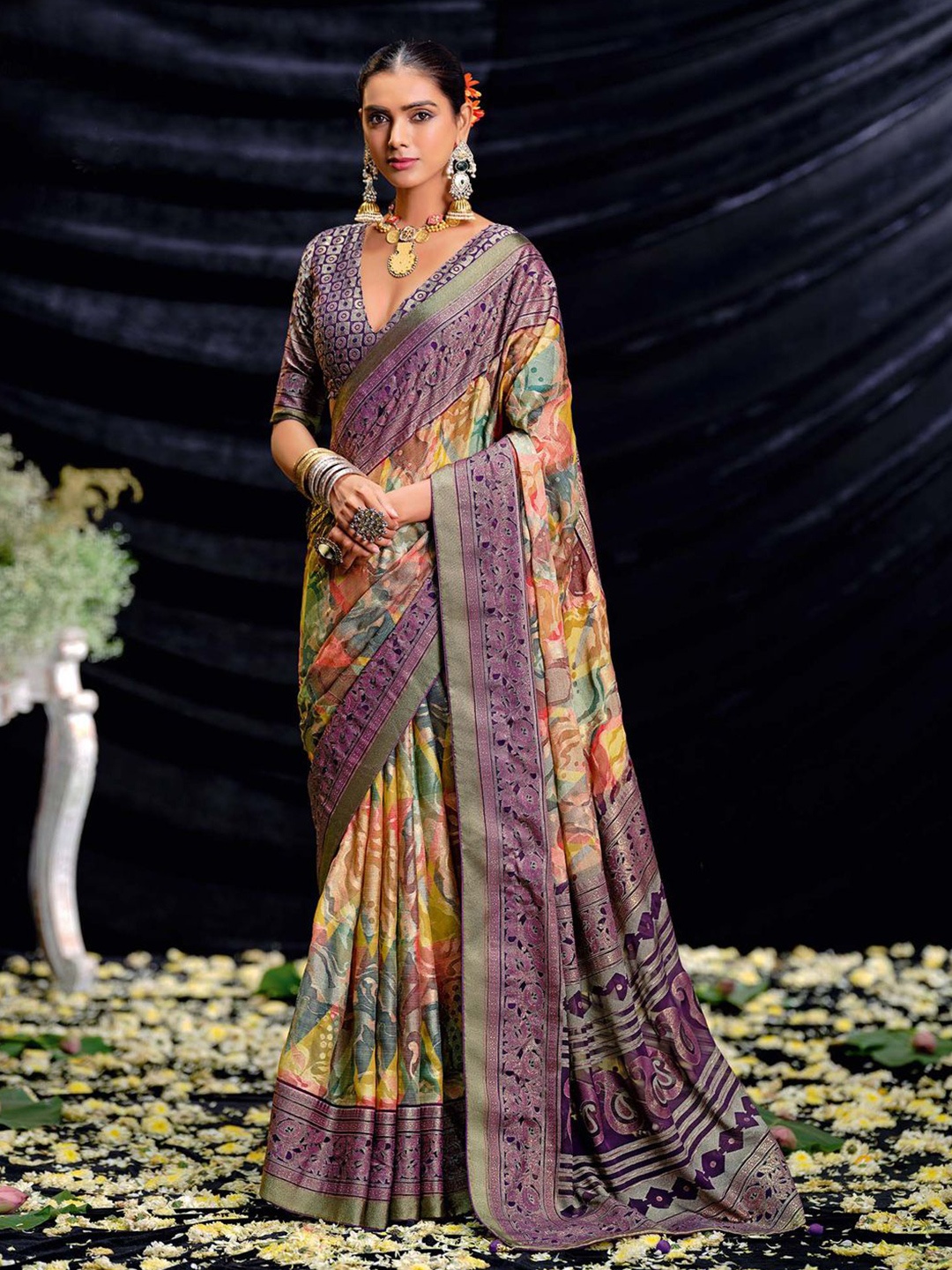 

Saree mall Ethnic Motifs Zari Brasso Sarees, Purple