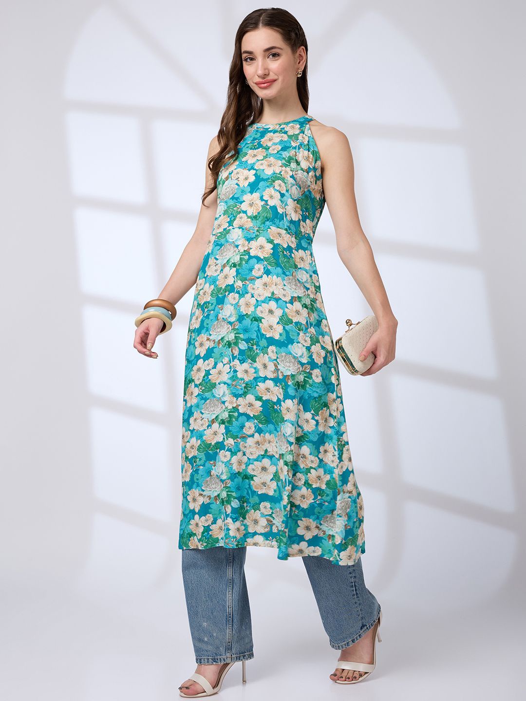 

Globus Halter Neck Floral Printed A-Line Fusion Kurta, Green