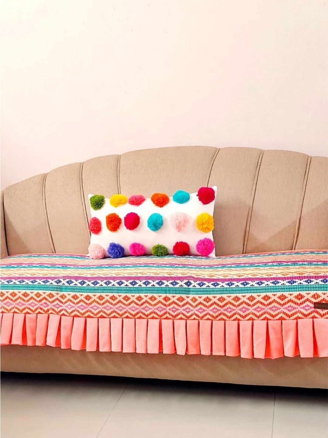 

THROWPILLOW White & Peach Printed 3 Seater Sofa Cover