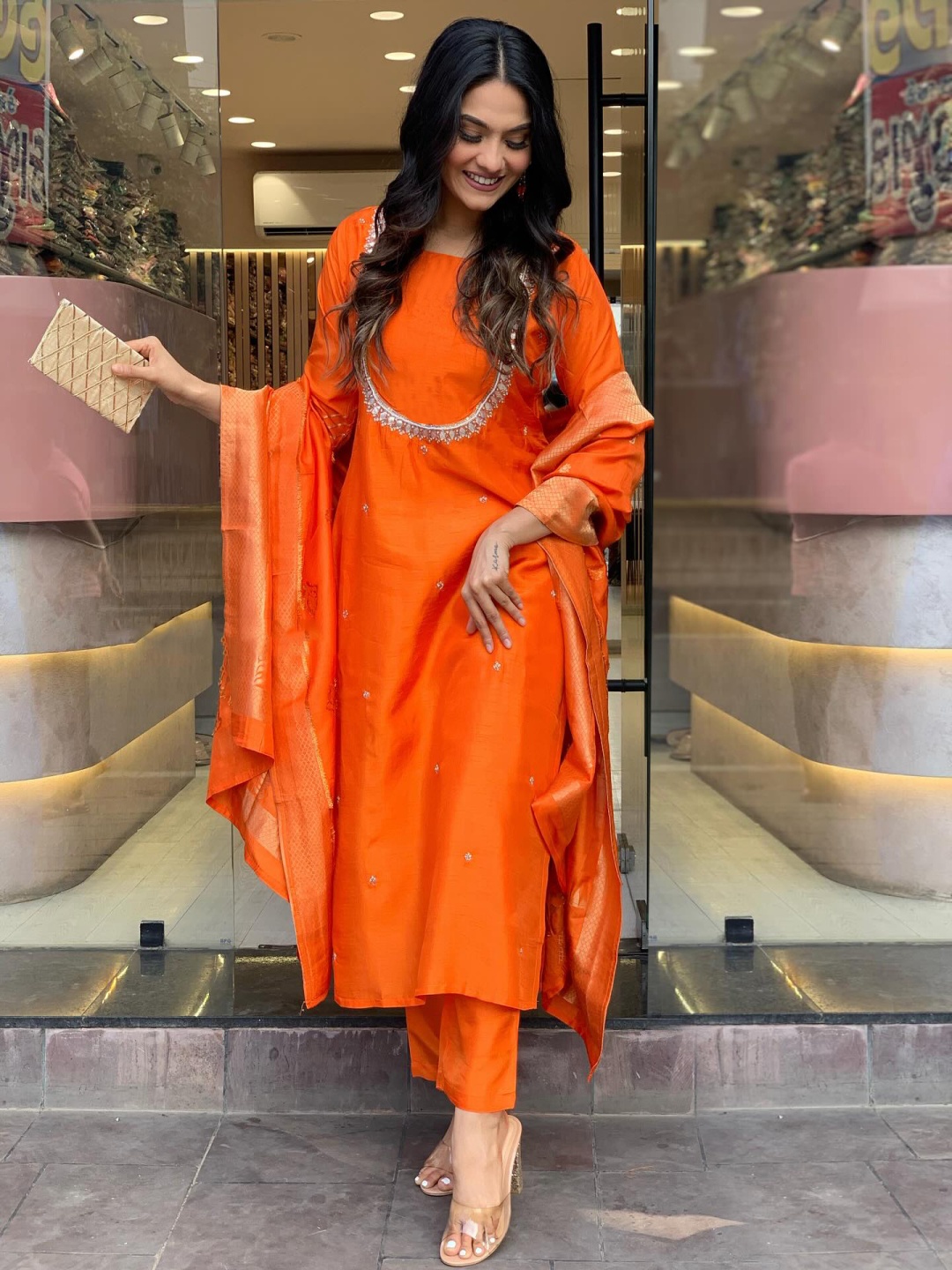 

DIVASTRI Floral Embroidered Straight Kurta With Trousers And Dupatta, Orange