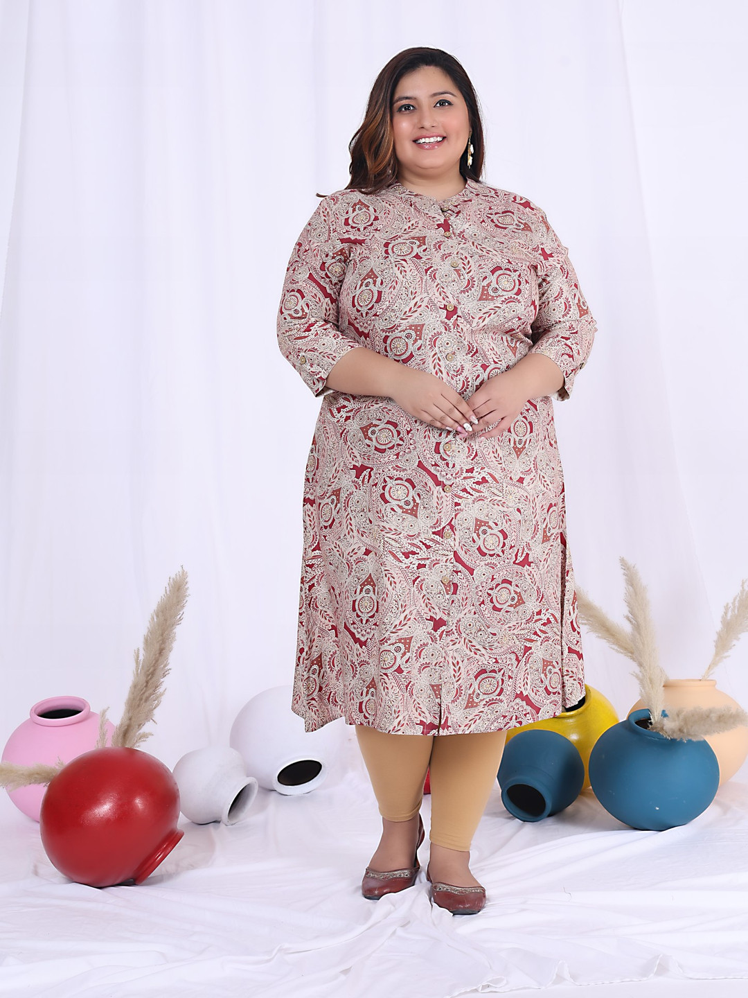 

ASANSHI Plus Size Paisley Printed Mandarin Collar Straight Kurta, Maroon