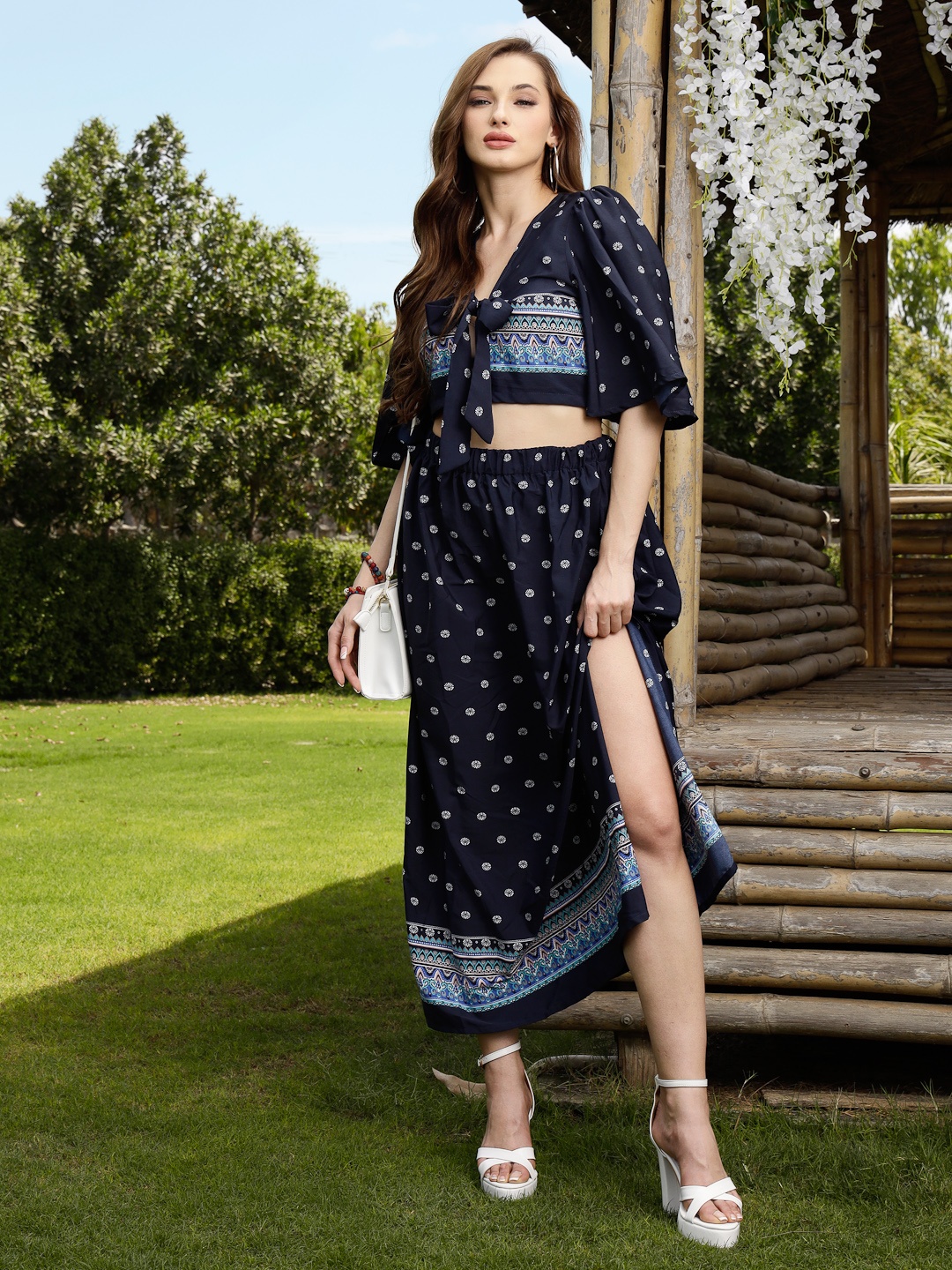 

Sera Ethnic Motifs Printed V-Neck Top With Skirt, Navy blue