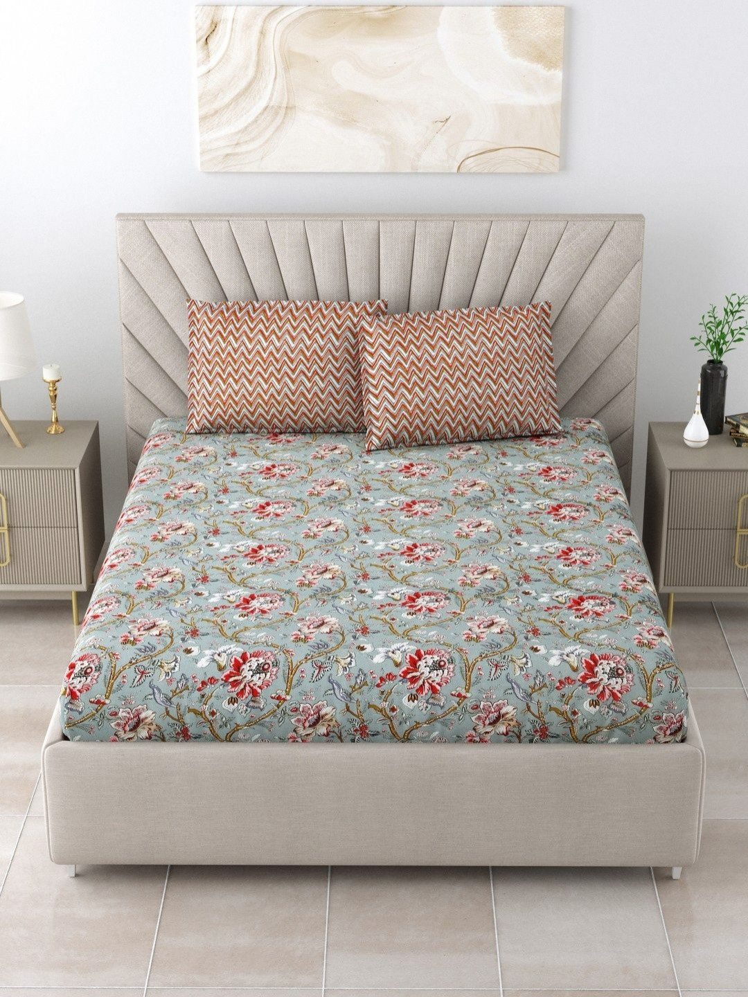 

Aura Grey & Red Floral 120 TC King Bedsheet with 2 Pillow Covers