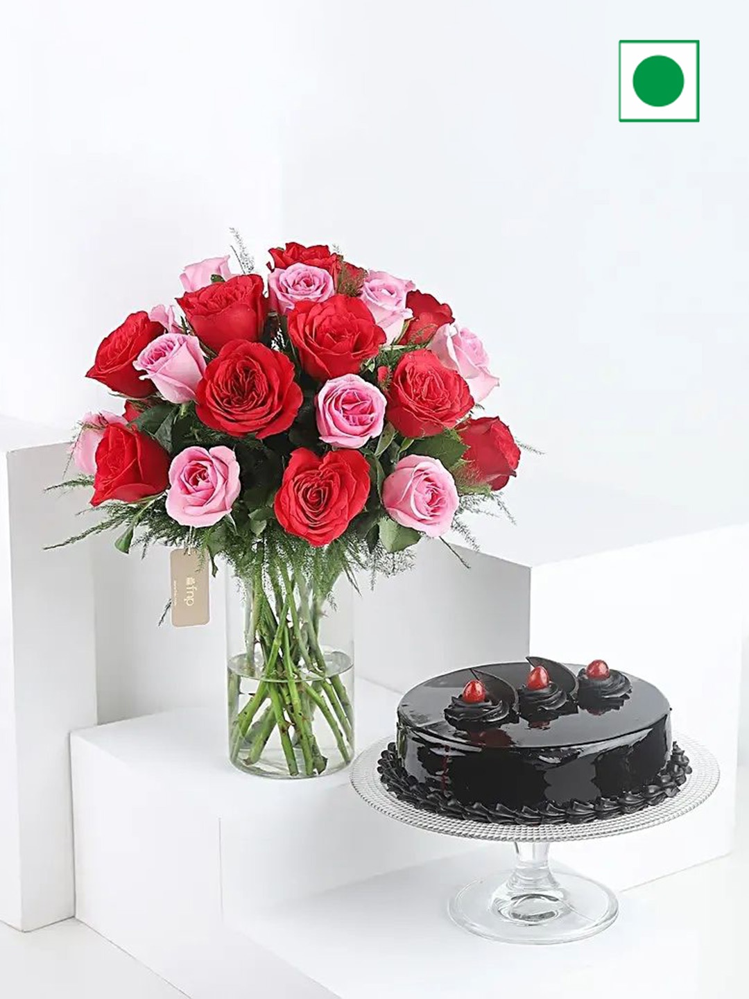 

fnp Truffle Eggless Round Shaped Cake 500g With 15 Pcs Red & Pink Roses, Brown