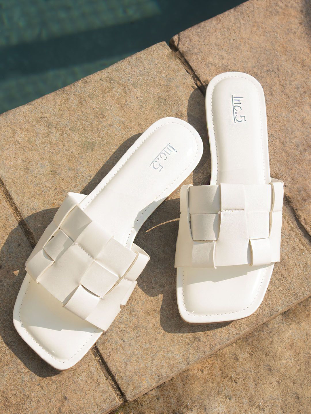 

Inc 5 Women Open Toe Flats, White