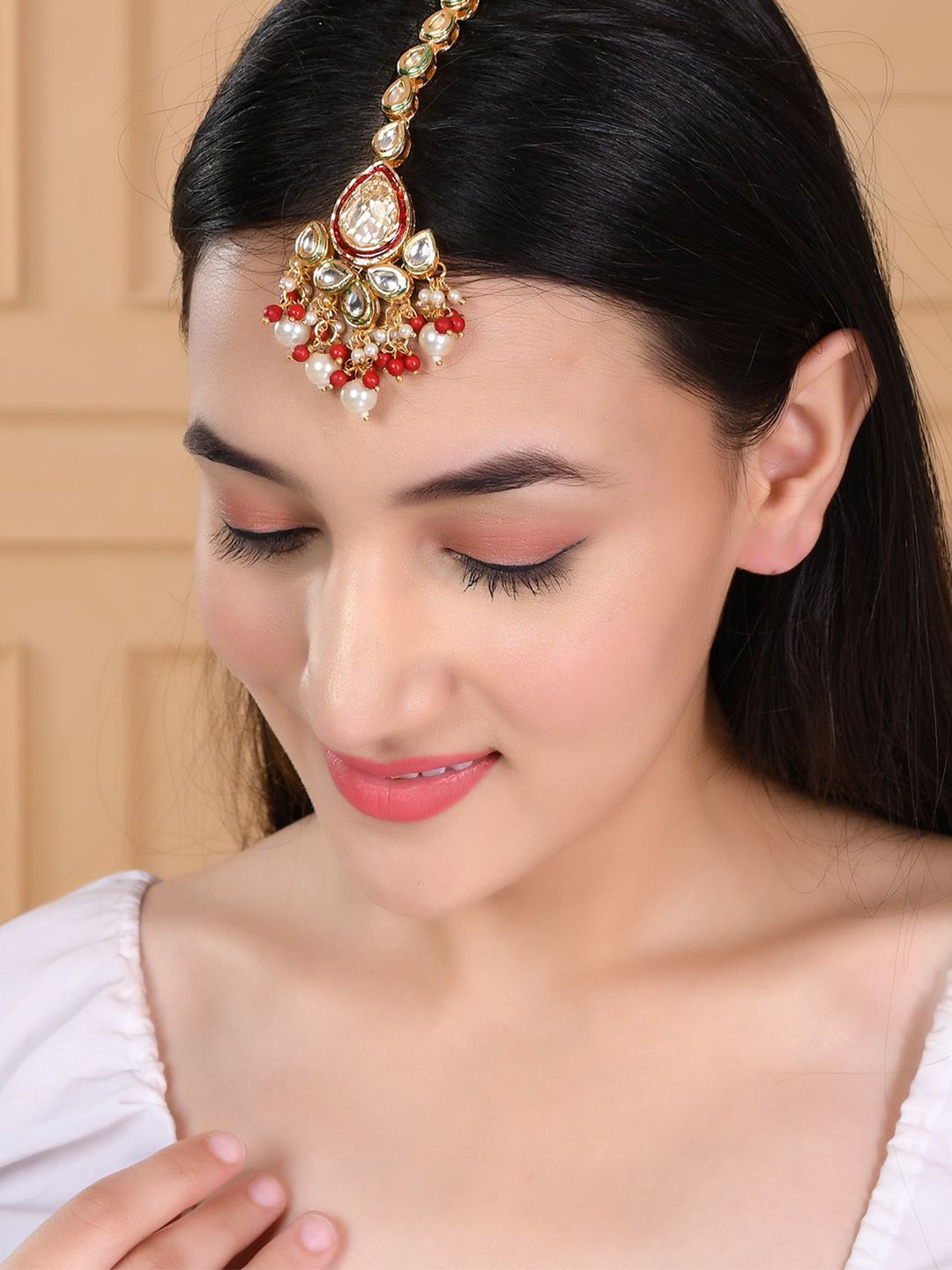 

Silvermerc Designs Gold-Plated kundan & Pearl Studded Maang Tikka Head Jewellery