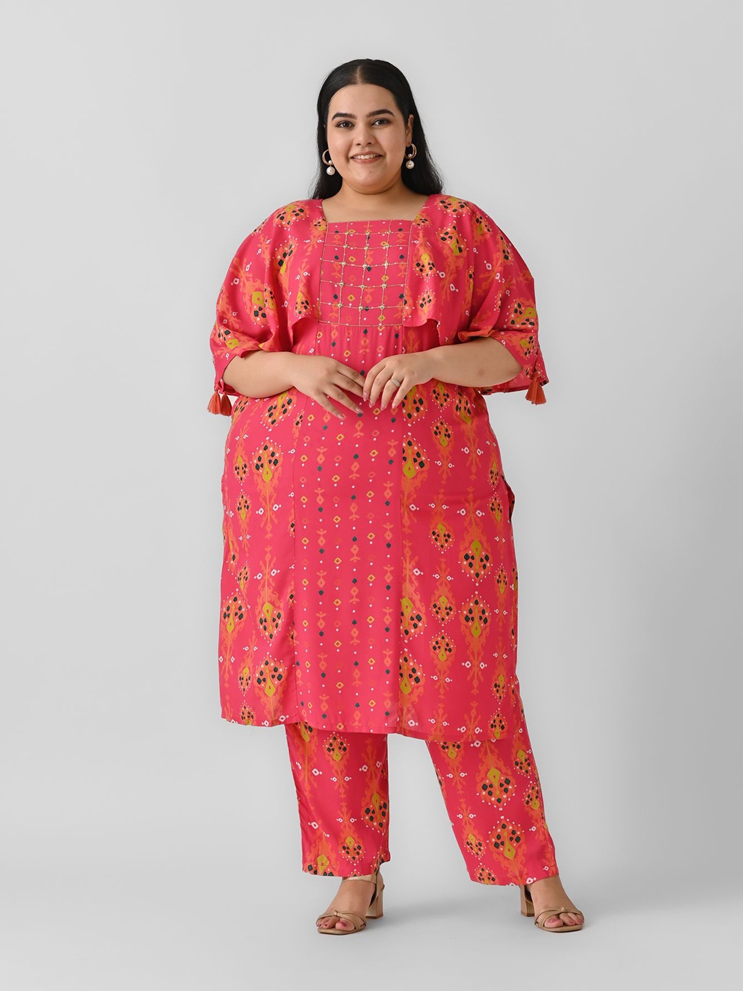 

Rustorange Women Printed Kurta with Trousers, Pink