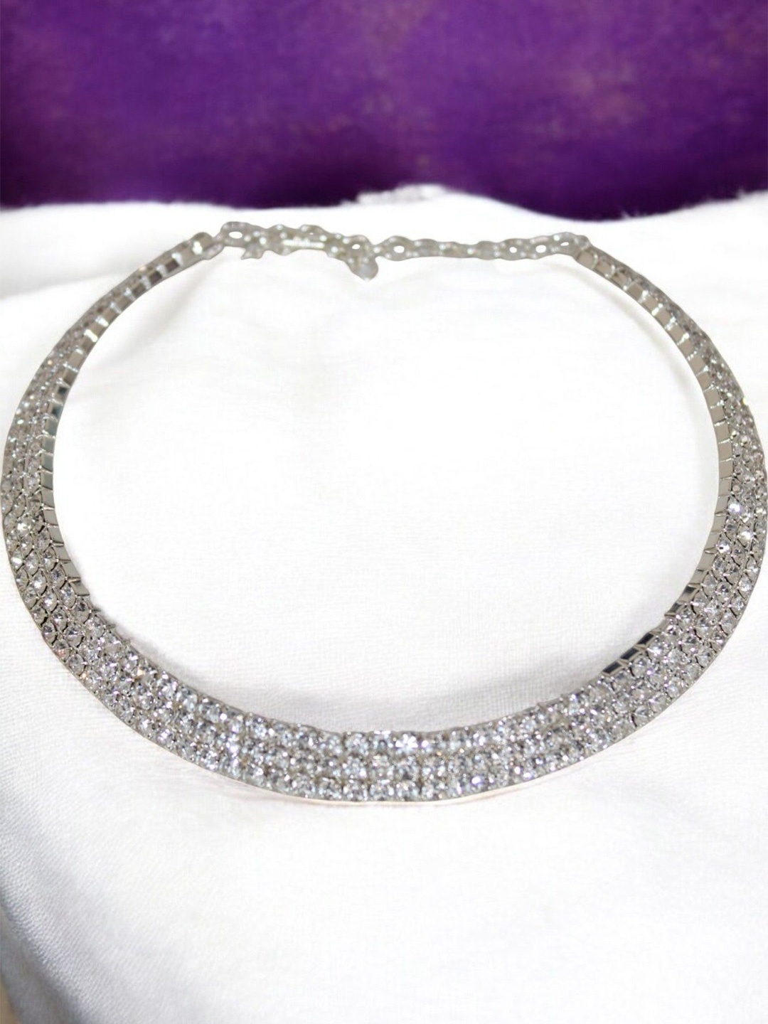 

Jolly Faces Necklace, Silver