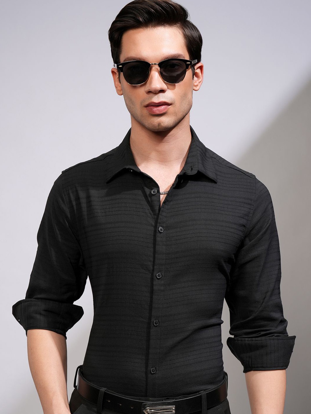 

HIGHLANDER Men Dobby Textured Striped Occasion Shirt, Black