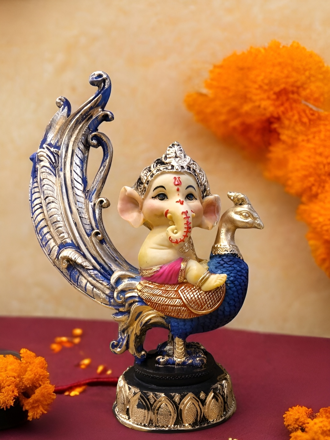 

SANKALAN CREATIONS White Figurine Showpiece