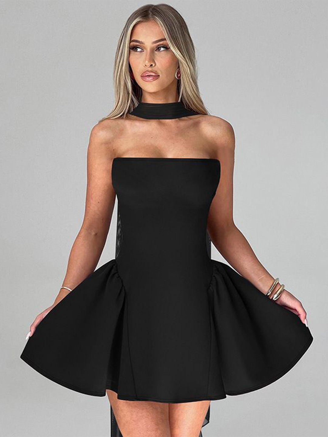 

MIAKEE Women Sleeveless Mini Bandeau Dress, Black