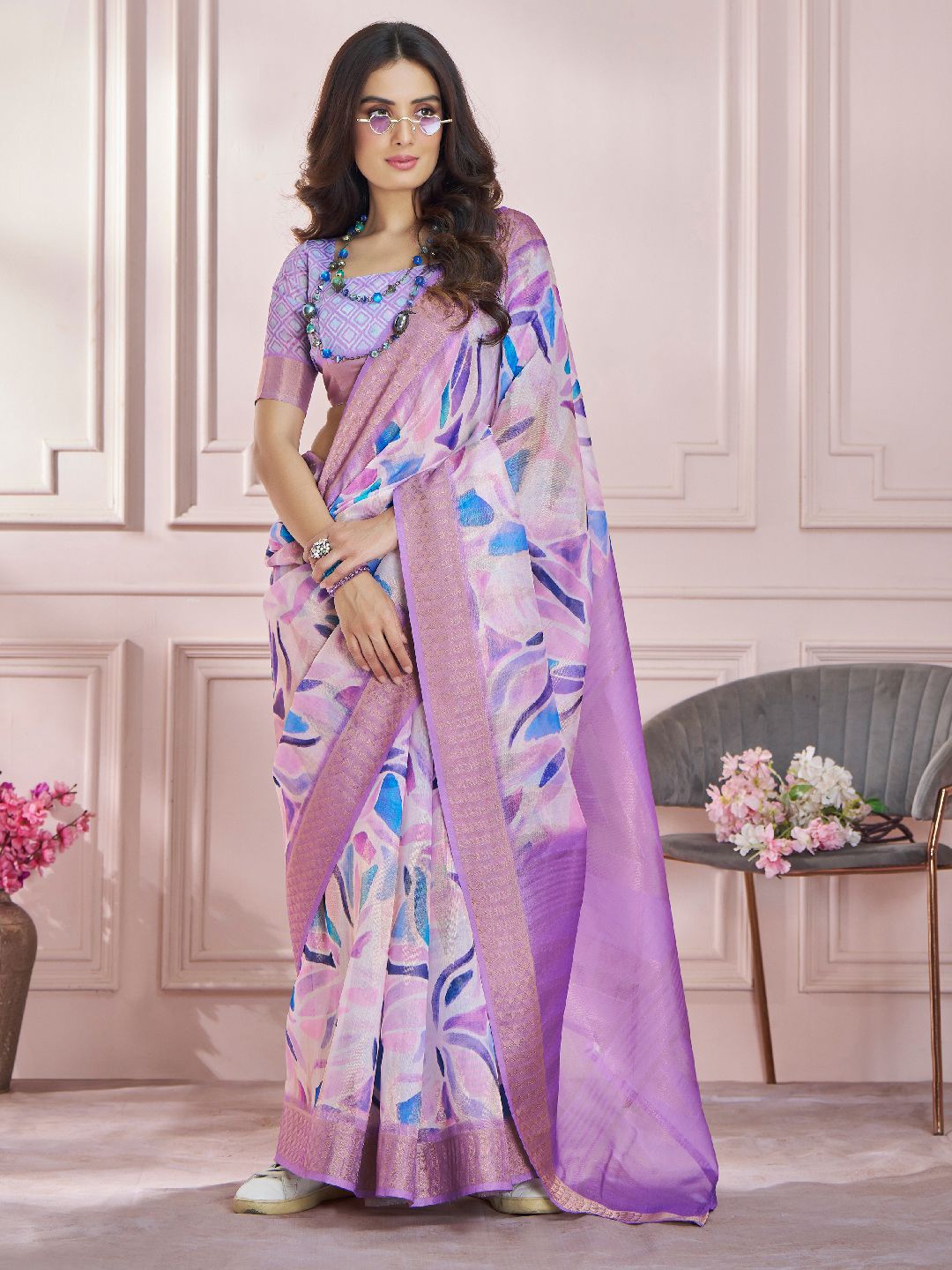 

LeeliPeeri Designer Abstract Printed Zari Saree, Purple