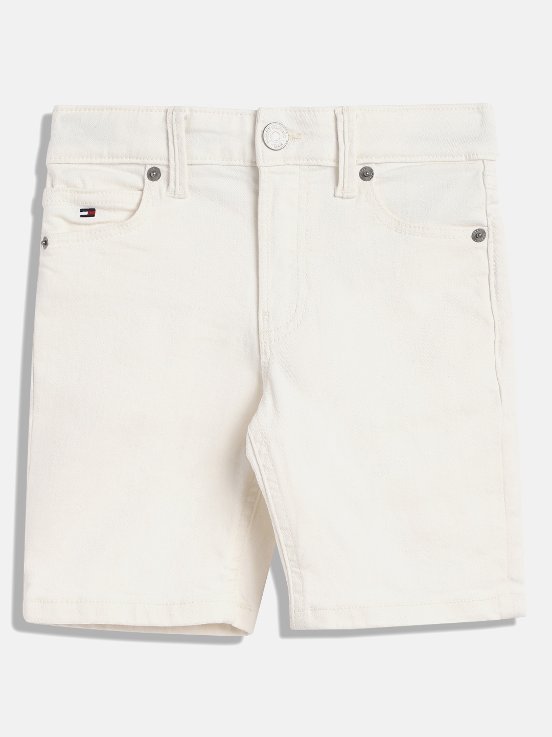 

Tommy Hilfiger Boys Mid-Rise Shorts, White