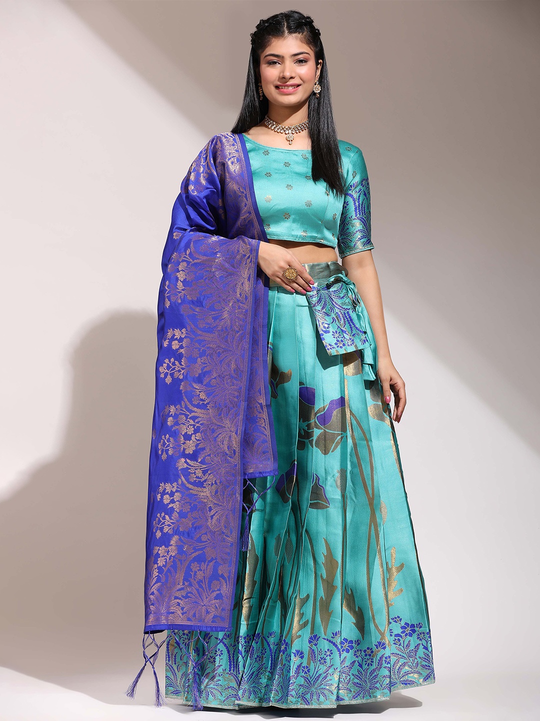 

DIVASTRI Woven Design Silk Semi-Stitched Lehenga & Unstitched Blouse With Dupatta, Blue