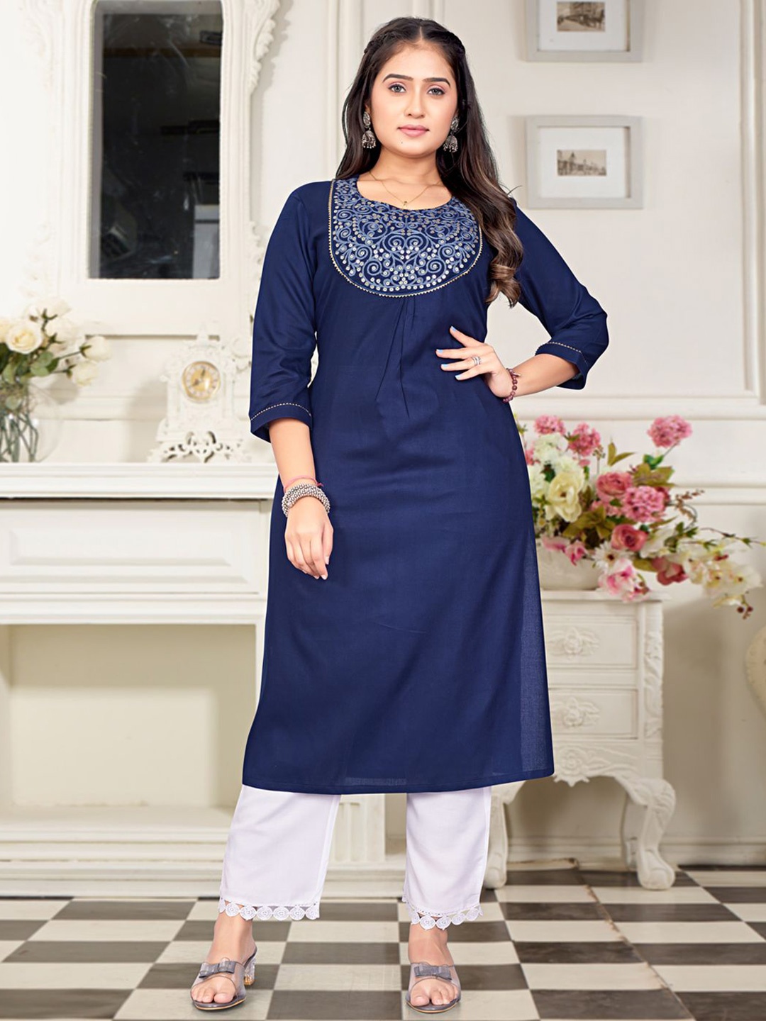 

KAYRAAH Sequined Embroidered Round Neck A Line Kurta, Navy blue