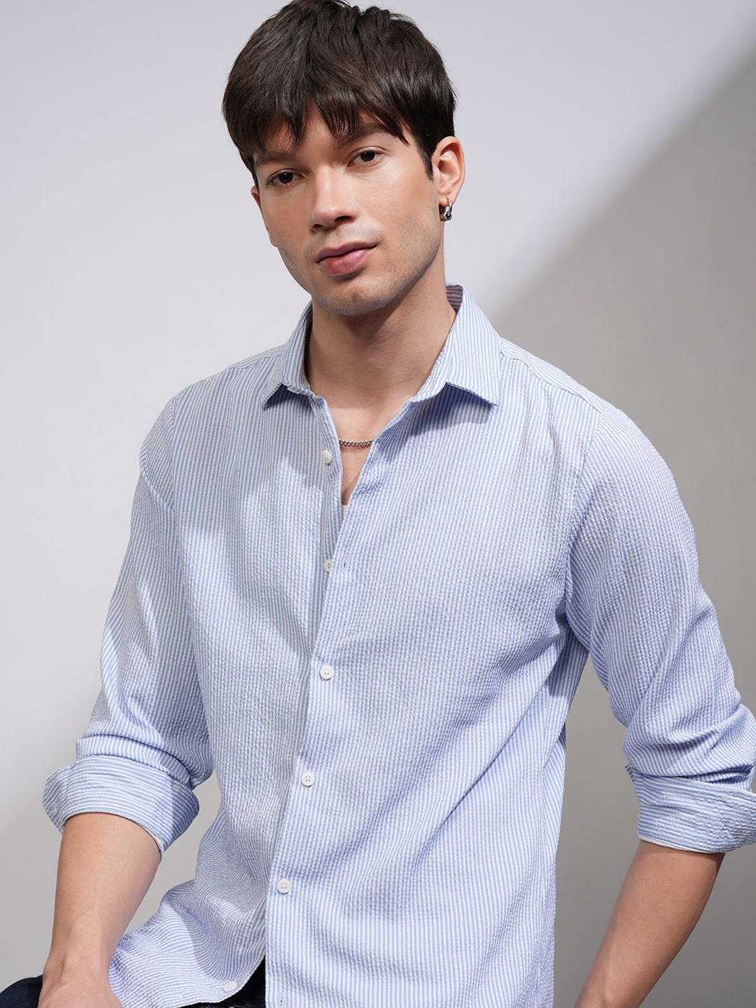 

HIGHLANDER Men Popcorn Textured Printed Striped Casual Shirt, Blue
