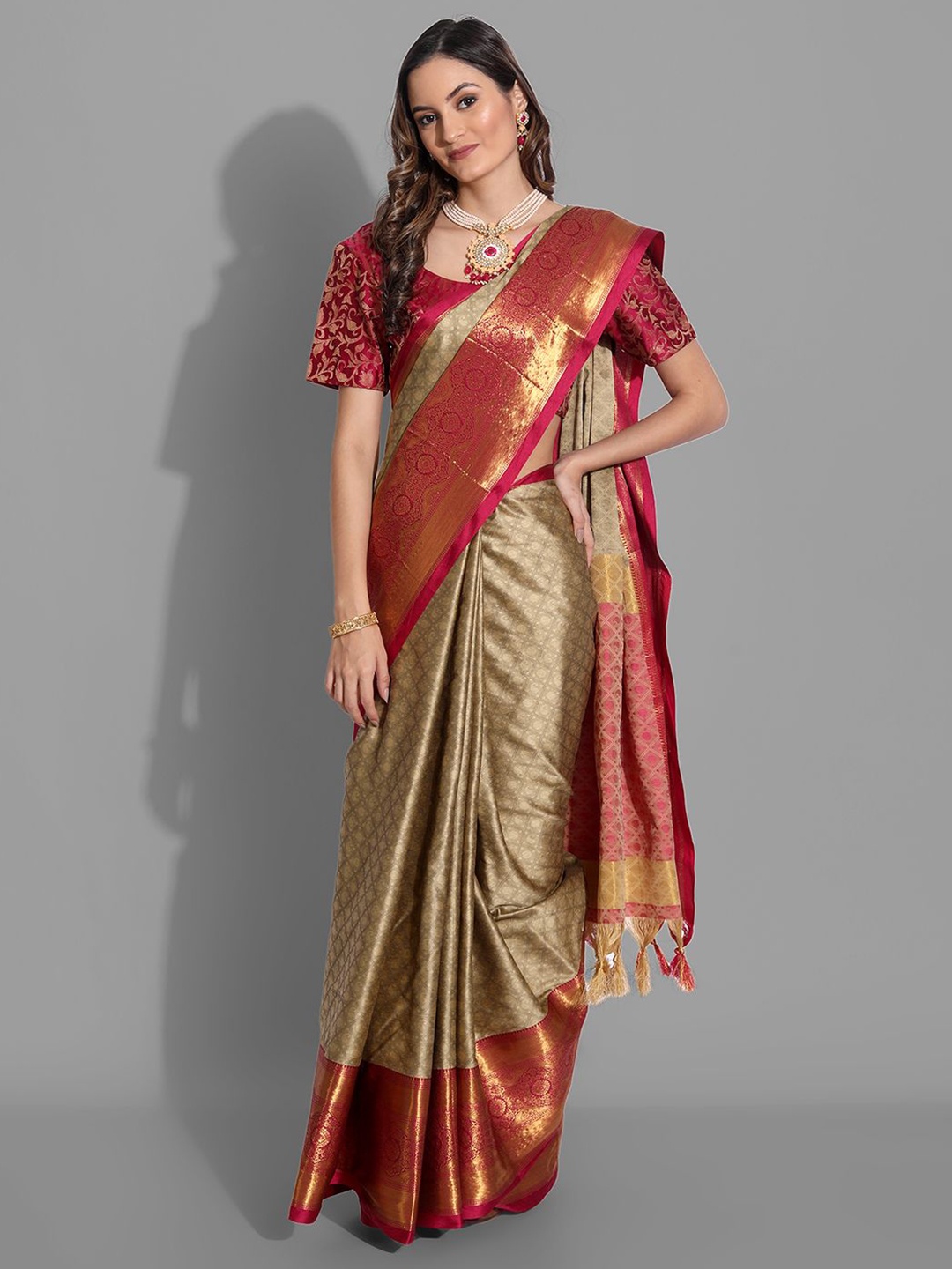 

DIVASTRI Ethnic Motifs Zari Mysore Silk Saree, Beige