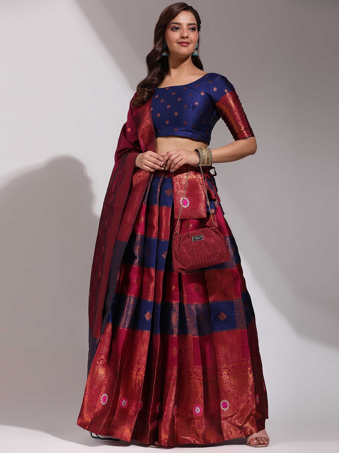 

DIVASTRI Floral Woven Design Zari Unstitched Blouse And Lehenga With Dupatta, Navy blue