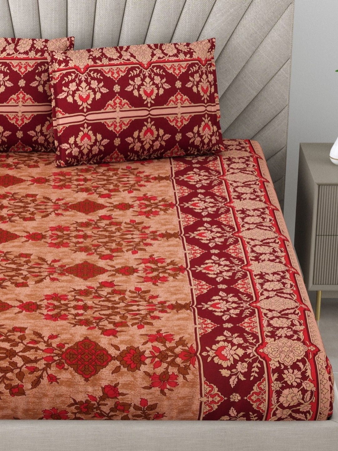 

Myntra Elegant Homes Gulmohar Brown Printed Cotton 180TC King Bedsheet Set 2.74 m X 2.74 m, Red