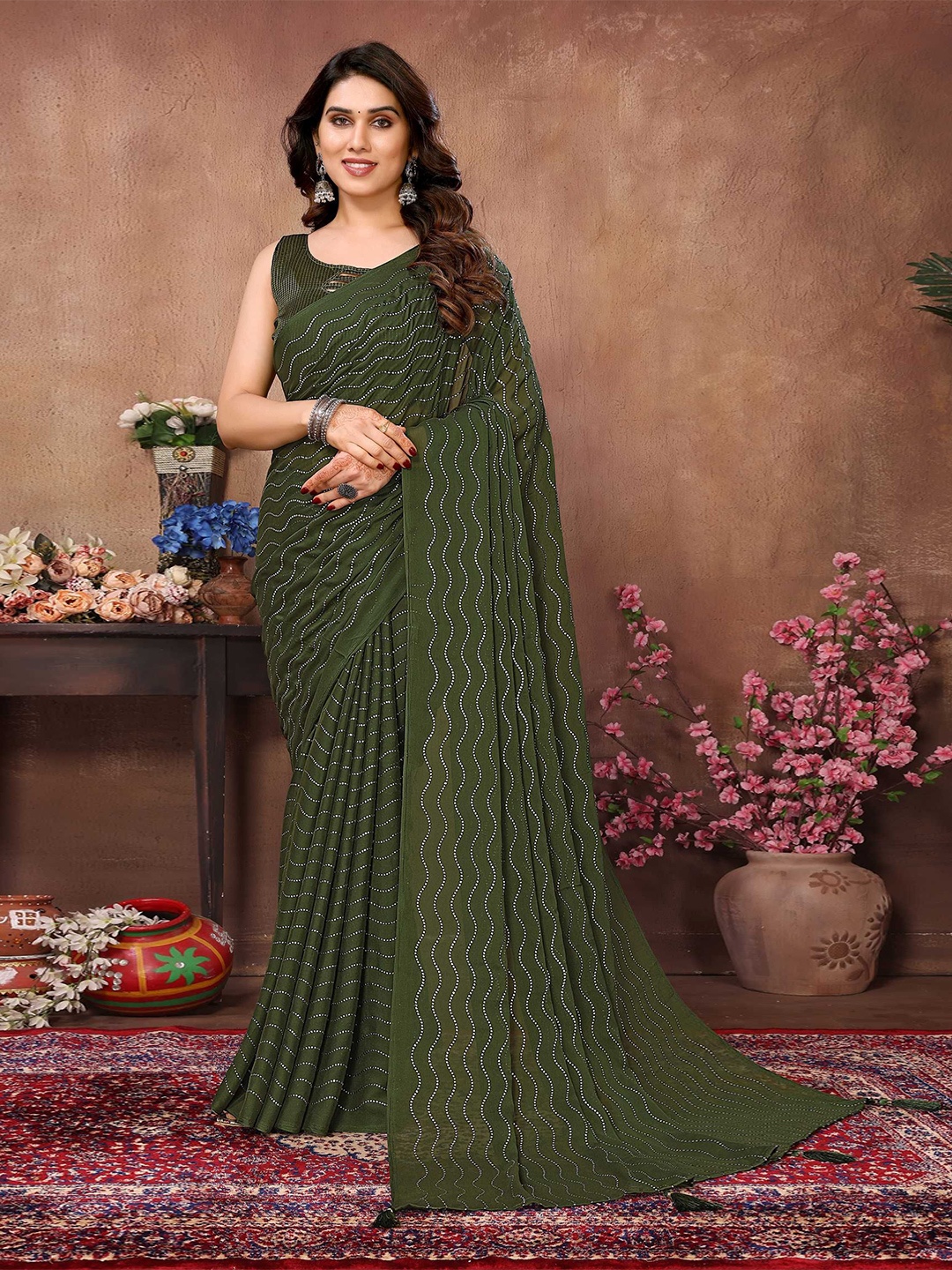 

DIVASTRI Embellished Beads and Stones Satin Saree, Green