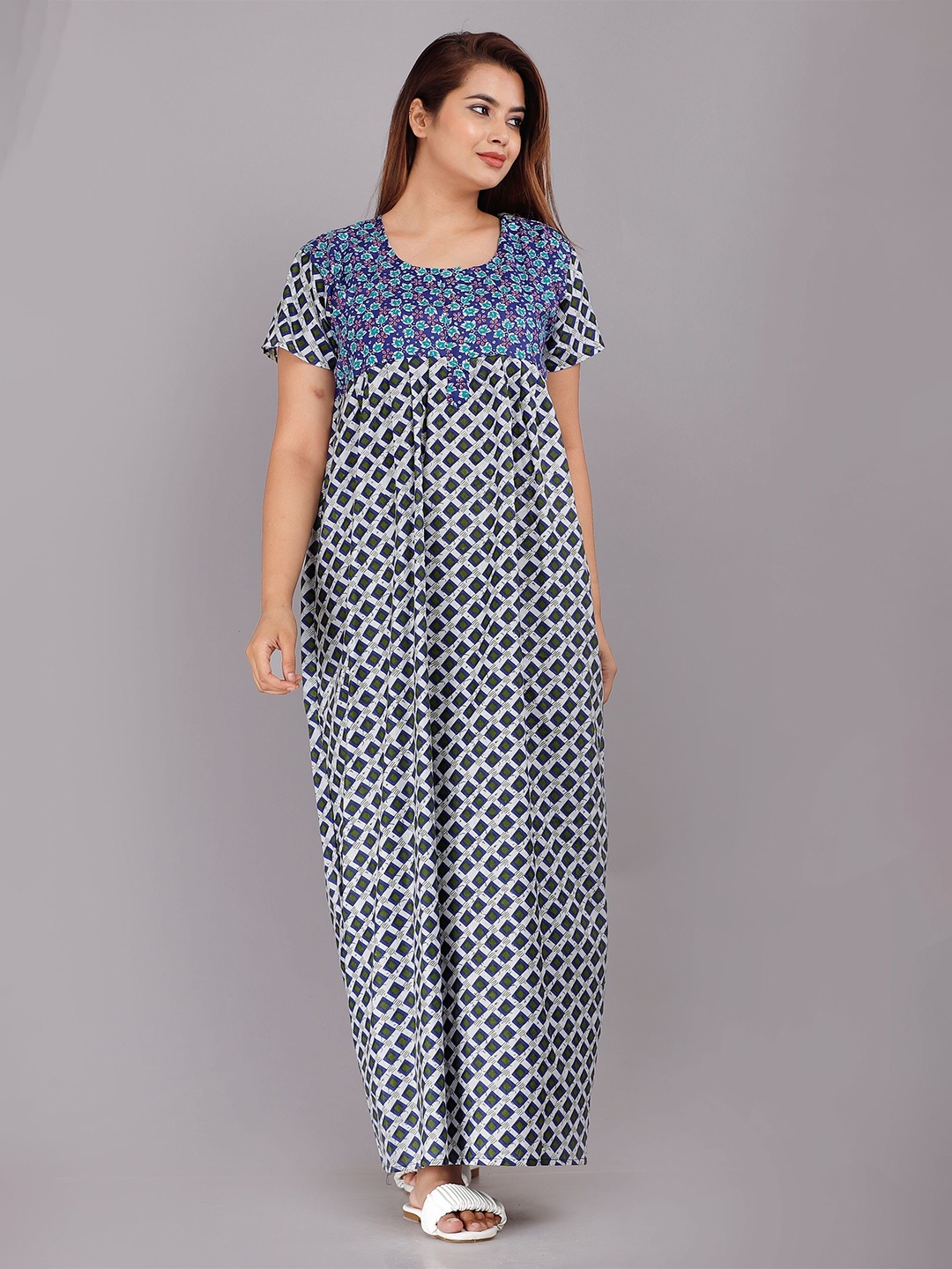 

PR PINK ROYAL Women Floral Printed Pure Cotton Maxi Nightdress, Blue