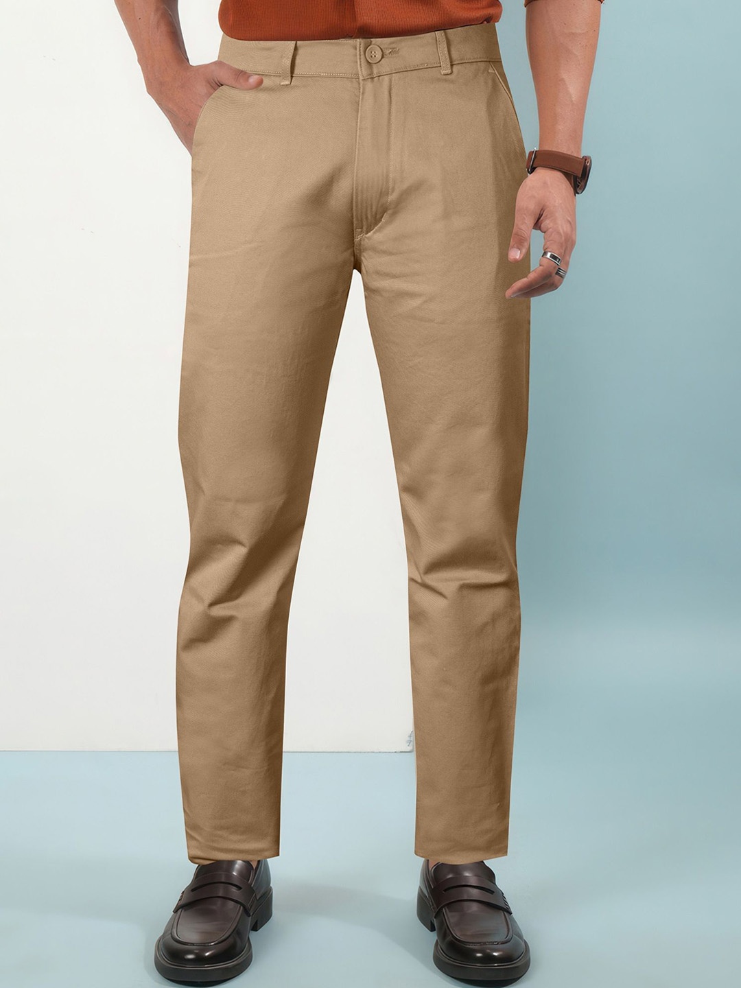 

Jb Just BLACK Men Urban Slim Mid-Rise Cotton Regular Trousers, Khaki