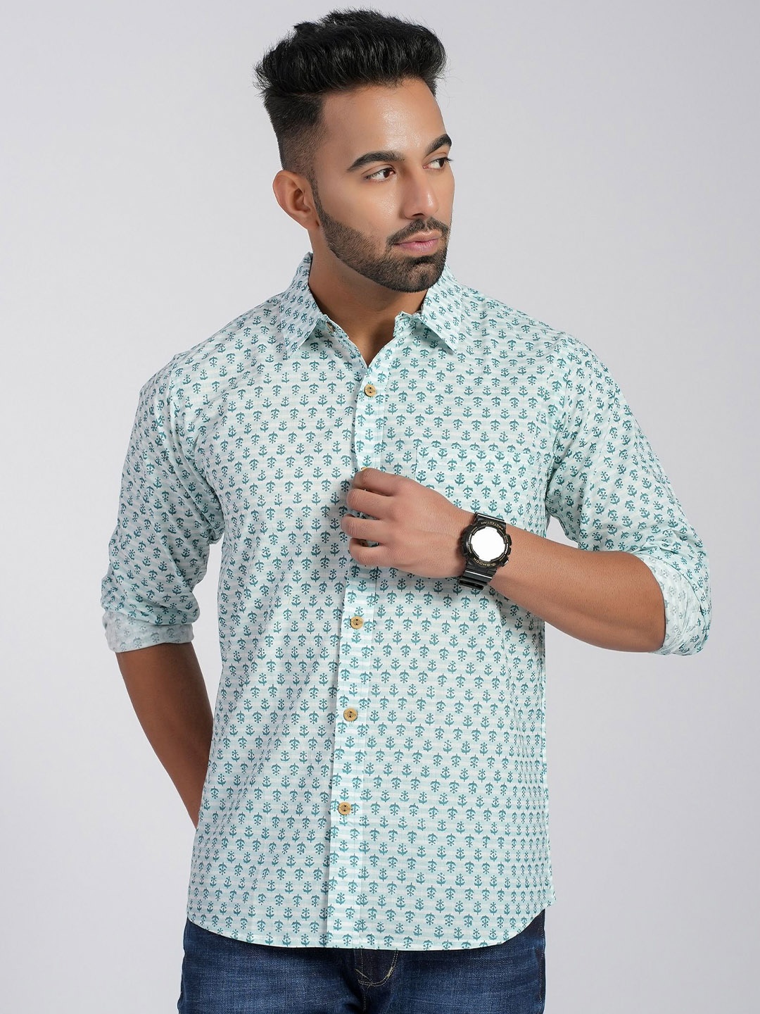 

Cotton Curio Men Comfort Fit Spread Collar Floral Printed Cotton Casual Shirt, Peach