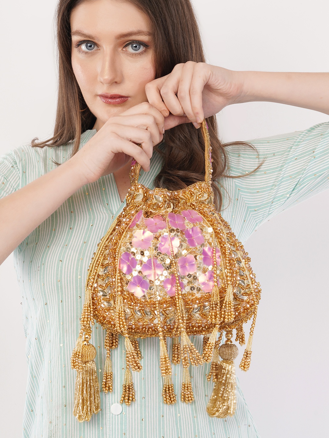 

IBRA HANDICRAFTS Floral Embellished Potli Bag, Gold